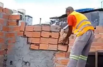 Когда решил сэкономить на каменщиках - «Видео приколы»