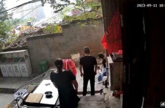 Быстрая реакция матери спасла жизнь дочери - «Видео приколы»