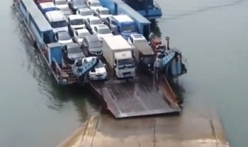 Самые нетерпеливые водители на пароме - «Видео приколы»